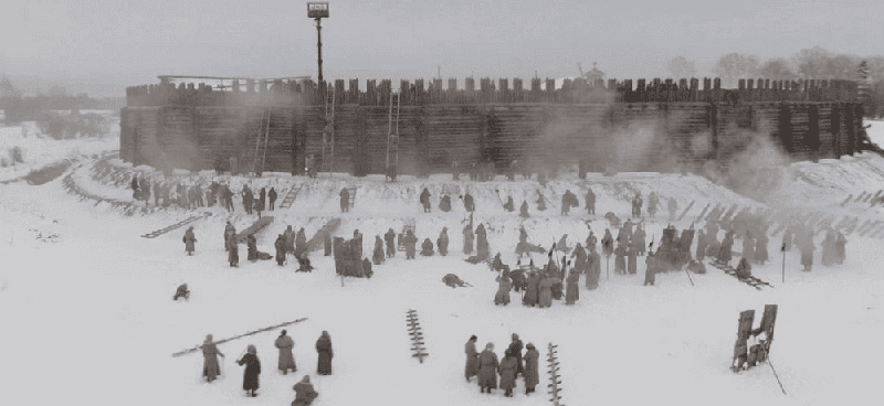 Кадр из фильма Злой город 2025