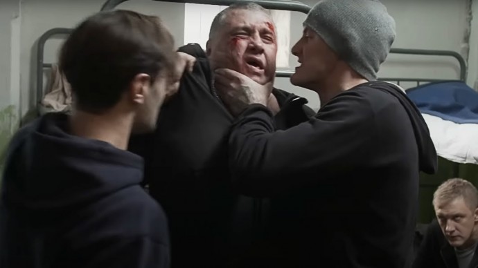 Вернулся на Родину и сразу попал в круговорот преступных страстей (2025)